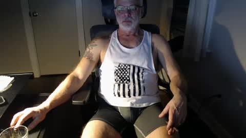 Snapshot of wasted_daze_ chatting on February 6, 1:38 am wasted_daze_ online show from February 6, 1:38 am