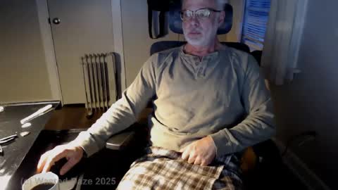 Snapshot of wasted_daze_ chatting on January 22, 12:17 pm wasted_daze_ online show from January 22, 12:17 pm