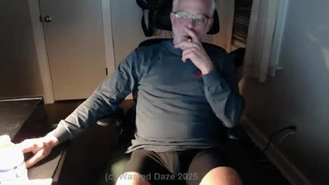 Snapshot of wasted_daze_ chatting on March 11, 1:16 am wasted_daze_ online show from March 11, 1:16 am