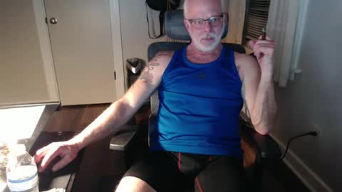 Snapshot of wasted_daze_ chatting on December 8, 3:43 am wasted_daze_ online show from December 8, 3:43 am