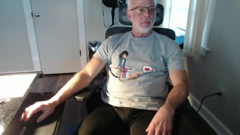 Snapshot of wasted_daze_ chatting on December 6, 9:57 pm wasted_daze_ online show from December 6, 9:57 pm