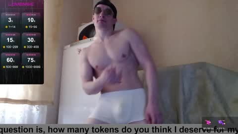 SexyMan online show from April 8, 1:20 pm