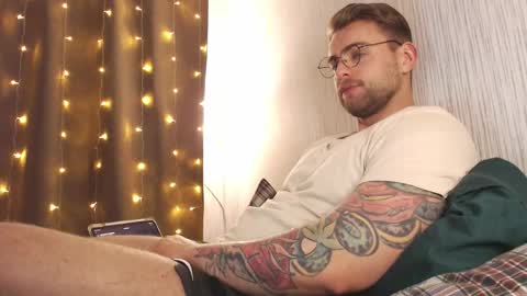 Wayne online show from December 21, 7:49 am