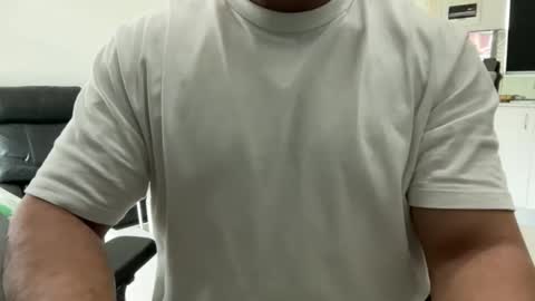 Weapon X online show from April 17, 2:47 am