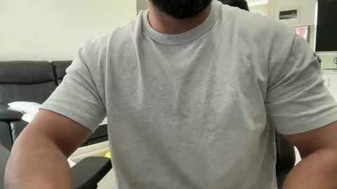 Weapon X online show from October 17, 2:59 am