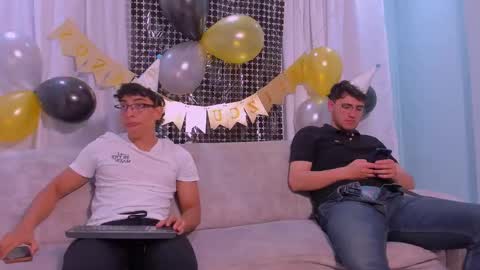 Jhonny Dick  his neighbors. online show from March 13, 2:08 am