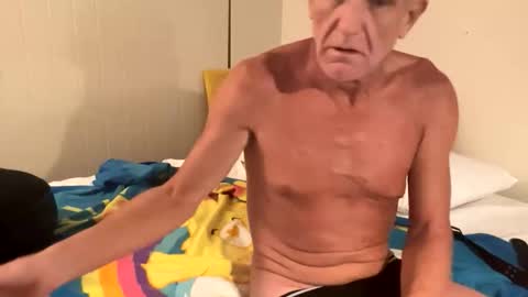 Retainer Forever Solo Album online show from April 23, 9:36 am