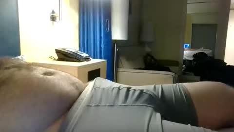 wellendowed999 online show from April 1, 6:04 am