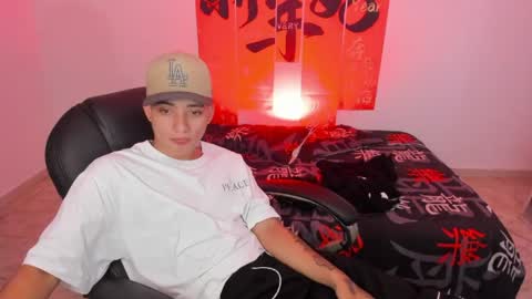 Wesley Boy online show from April 28, 7:07 pm