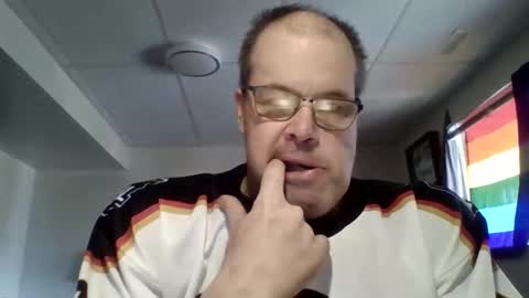 westcoasthockeyplayer online show from February 21, 6:53 pm