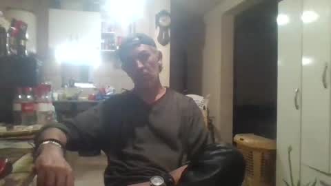 Snapshot of wg_colbert_noir chatting on September 11, 9:52 am wg_colbert_noir online show from September 11, 9:52 am