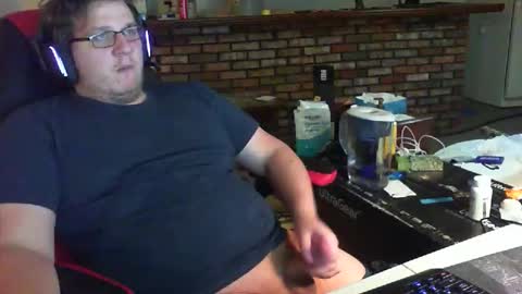 whateverdude555 online show from November 13, 11:30 pm