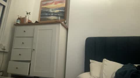 whatyouwantyouknowigotit online show from December 22, 4:26 pm