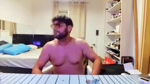 whereisthehugo online show from October 3, 1:32 am