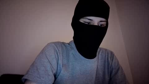 whispero_o online show from February 3, 11:37 am