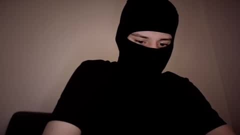 whispero_o online show from February 1, 9:46 pm