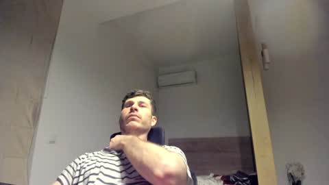 Snapshot of whisperoflust chatting on January 25, 7:18 pm Michael online show from January 25, 7:18 pm