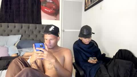 white online show from May 4, 6:48 am