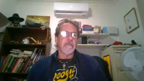 whiteboomer online show from April 10, 9:38 am
