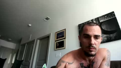 Snapshot of whitechocalate91 chatting on October 20, 5:06 pm just str8 stud nut 1000 online show from October 20, 5:06 pm