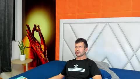 Dylan white online show from October 6, 6:12 pm