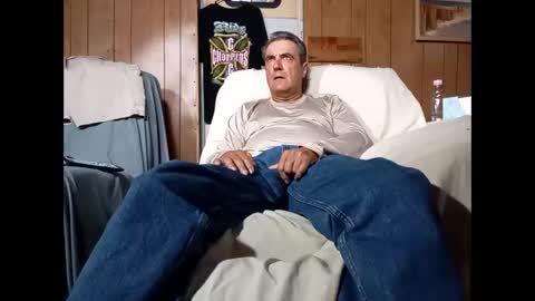 Snapshot of whitelion67 chatting on September 24, 4:45 am whitelion67 online show from September 24, 4:45 am
