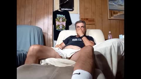 Snapshot of whitelion67 chatting on September 28, 2:48 pm whitelion67 online show from September 28, 2:48 pm