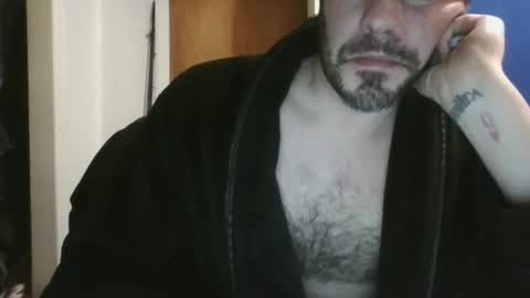 whiteyrm online show from January 4, 11:43 am