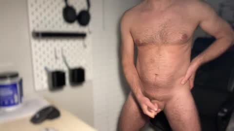 whoisthere_new online show from May 7, 4:01 am
