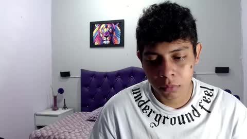 Snapshot of wiilliam_20 chatting on October 14, 1:29 pm wiilliam online show from October 14, 1:29 pm