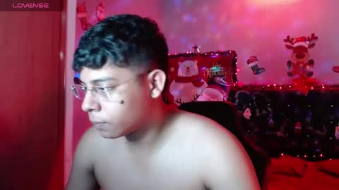 Snapshot of wiilliam_20 chatting on December 6, 5:00 pm wiilliam online show from December 6, 5:00 pm