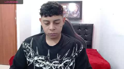 Snapshot of wiilliam_20 chatting on February 26, 11:41 am wiilliam online show from February 26, 11:41 am