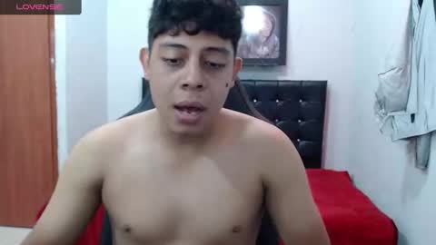 Snapshot of wiilliam_20 chatting on February 22, 2:06 pm wiilliam online show from February 22, 2:06 pm