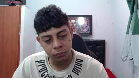 Snapshot of wiilliam_20 chatting on March 4, 12:22 pm wiilliam online show from March 4, 12:22 pm