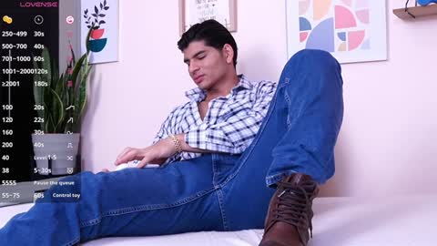 wild_col online show from January 26, 1:15 pm