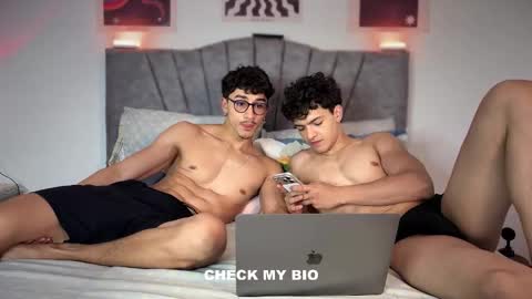 WildDesire online show from February 10, 3:33 am