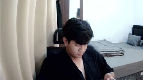 Snapshot of wildynight chatting on December 25, 12:15 pm Wildy online show from December 25, 12:15 pm