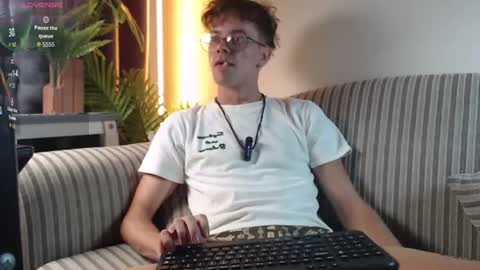 William online show from June 25, 10:02 pm