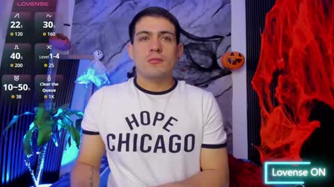 Snapshot of william_steel_ chatting on October 9, 11:59 am william_steel_ online show from October 9, 11:59 am