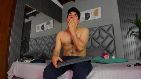 Snapshot of william_steel_ chatting on September 25, 12:26 pm william_steel_ online show from September 25, 12:26 pm