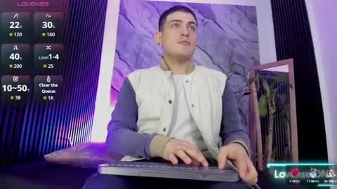 Snapshot of william_steel_ chatting on September 15, 11:44 am william_steel_ online show from September 15, 11:44 am