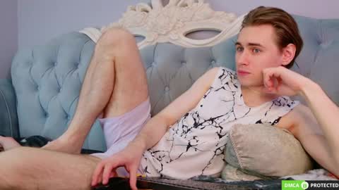 William online show from April 4, 3:47 am