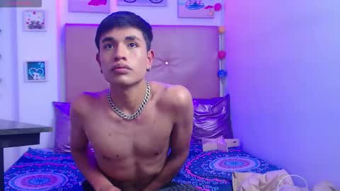 willians__ online show from November 27, 4:38 am