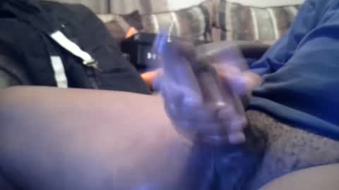 Snapshot of willied1985 chatting on December 3, 4:13 am willy d bbc uncut bigdick edging online show from December 3, 4:13 am