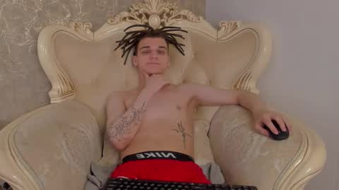 Willie online show from November 2, 11:03 am