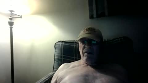 Snapshot of willnedoher chatting on September 28, 12:41 am Willhedoher online show from September 28, 12:41 am