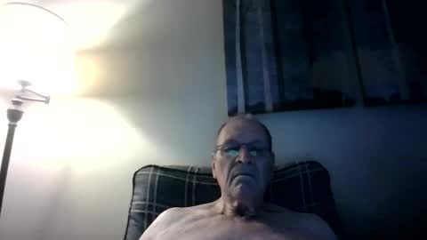 Snapshot of willnedoher chatting on September 29, 1:08 pm Willhedoher online show from September 29, 1:08 pm