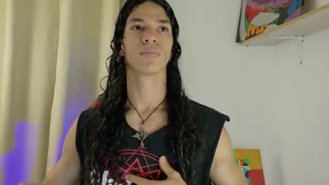 Snapshot of willy_veins chatting on September 14, 3:36 pm willy_veins online show from September 14, 3:36 pm