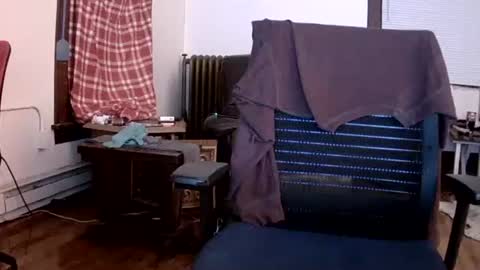 willydogg83 online show from October 25, 12:34 am