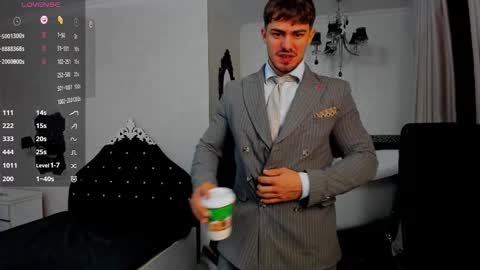 WilsonJules online show from November 19, 5:07 am